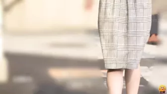 DLEE-504 01 Public toilet voyeur: laser beam pee stream. Powerful urine axis draws various curves