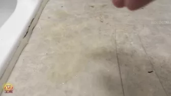 DLEE-526 01 Extra thick female urine axis! Spread your pussy with both hands and pee with great momentum