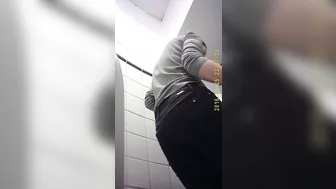 Student_Restroom_180