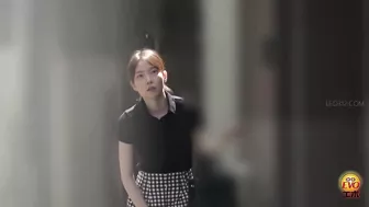 DLEE-536 03 Powerful discharges of piss at close-up ranges. Girl’s toilet urination voyeur