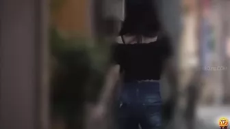 DLEE-449 02 Women won’t risk sitting down on western-style toilet. They are peeing standing up, but unexpected fart came out!