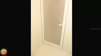 DLEE-499 02 Women undressing in a hurry and peeing naked in the shower. VOL. 2