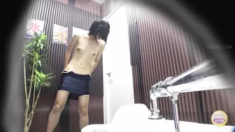 DLSL-249 03 Beautiful women rushing to the beach house toilet. Naked pissing in the summer