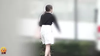 DLEE-561 04 Japanese style toilet voyeur: female urine laser beams striking inside the toilet tank after a little leak in the panties! VOL. 5