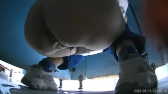 Shopping_Mall_Toilet_1