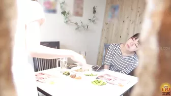 DLEE-651 01 Izakaya toilet voyeur: continuous drunken urination by various girlfriends