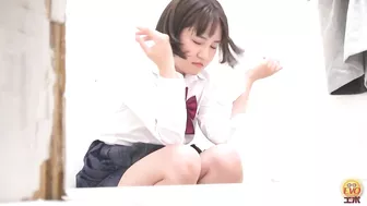 DLEE-657 03 Public toilet panty shift failure!? Various girls run to the toilet and peeing standing up