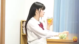 DLEE-661 01 My younger sister’s private life peeing and leaking moments