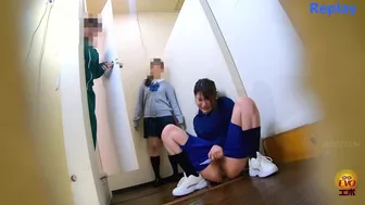 DLEE-706 04 Pee emergency by schoolgirls in line in front of the toilet, JAV Collection, PissRIP DLEE-706 04 Pee emergency by schoolgirls in line in front of the toilet, JAV Collection, PissRIP