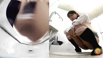 DLEE-660 06 Japanese-style toilet hidden camera: high school girls with powerful pee streams. VOL. 3