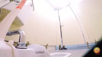 DLEE-715 05 Japanese style toilet voyeur: female urine laser beams striking inside the toilet tank. VOL. 8