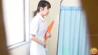 DLEE-720 04 Nurses at the bladder limit with pee protruding halfway! Japanese style toilet voyeur