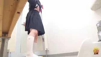 DLEE-739 02 Confinement girls neglected peeing