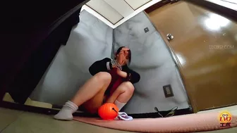 DLEE-739 02 Confinement girls neglected peeing