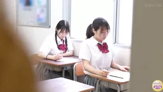 DLSL-602 02 Female student with the urge to urinate, had to peeing in males staff toilet