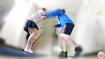 DLSL-602 02 Female student with the urge to urinate, had to peeing in males staff toilet