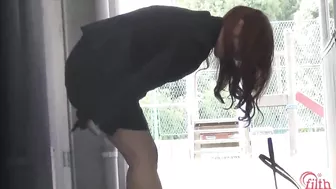 DLFF-096 01 Women’s pleasant peeing in standing position. Outdoor voyeurism