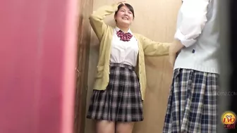 DLEE-747 05 Schoolgirls wetting themselves in front of the occupied toilet.