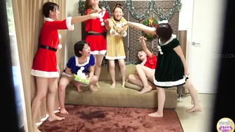DLSL-604 01 Girls only christmas pee party.