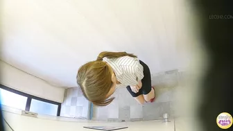 DLSL-603 06 Urinating emergency! Again! OL’s holding pee to the limit then wetting or pissing on the company’s veranda. VOL 7