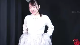 DLFF-649 04 Shameful fart came out while woman was urinating with wide opened pussy.