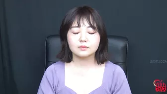 DLFF-649 05 Shameful fart came out while woman was urinating with wide opened pussy.