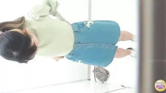 DLSL-586 03 Female college and school students holding their pee to the limit during test and then rushing to the toilet after to release powerful stream. VOL. 3