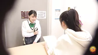 DLEE-752 01 Pee desperation during part-time job interview. Shameful wetting