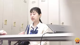 DLEE-752 04 Pee desperation during part-time job interview. Shameful wetting