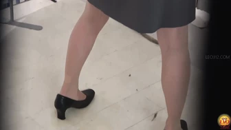 DLEE-765 04 Hidden camera: Forbidden incontinence of a neat female teacher.