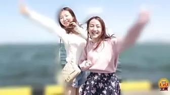 DLEE-769 08 Shameful pee leak in front of a friend. Wet incident between girlfriends inside the car.