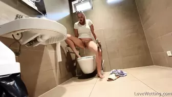 Nikki - Pissing Scene, WDGirls, PissRIP
