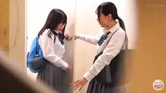 DLSL-627 05 Schoolgirl panics and pisses herself in a moving vehicle.