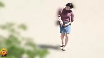 DLEE-782 01 Girls’ dormitory incidents: a huge urination in the bathroom.