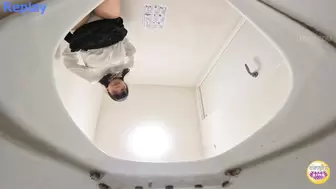 DLSL-630 04 School rumor: peeing feels so good the longer you hold it in!