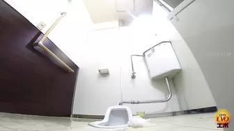 DLEE-754 01 Hidden camera: women doing urine test in hospital toilet.