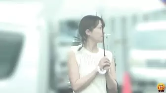 DLEE-787 02 Hidden camera footage of the streets: secret peeing spots.