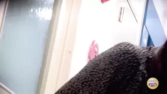 DLSL-631 05 Emergency! Office ladies ripping stockings and pushing panties aside to pee.