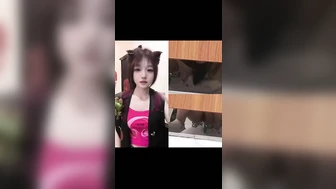 Internet cafe and other kinds of beauty toilet shoot