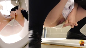 DLEE-793 05 Sudden urination urge on the way to school: schoolgirls rushing to the toilet with pre-pee drips.