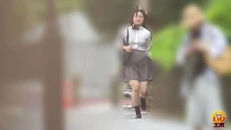 DLEE-793 05 Sudden urination urge on the way to school: schoolgirls rushing to the toilet with pre-pee drips.