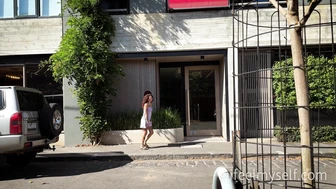 Fiore - Pee Break 0311