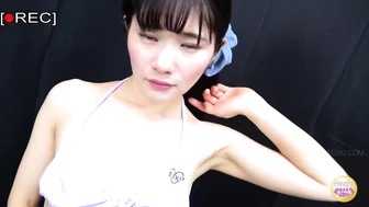 DLSL-640 03 Erotic model photoshoot: leaks and big urinations.