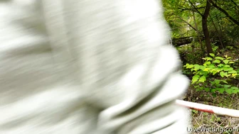 Nikki - Pissing scene