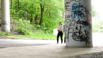 Delia + Valentina Ross - Pissing scene