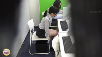 DLSL-639 02 Hidden camera call center. No leaving! Peeing while dealing with a complaint., Voyeur Collection, DesperVids