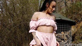 Lexi Dona - Pissing scene