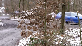 Naomi Bennet - Pissing Scene