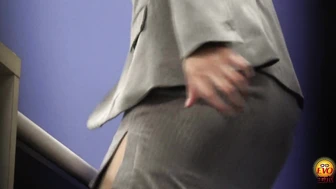 DLEE-813 01 Hidden camera in the office: OL trying to hold her pee slips into the toilet 5