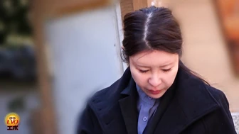 DLEE-824 02 Hidden camera footage of peeing in a Western-style toilet, part 4